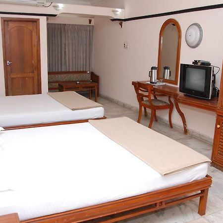 Amogha International Hotel Chitradurga Εξωτερικό φωτογραφία