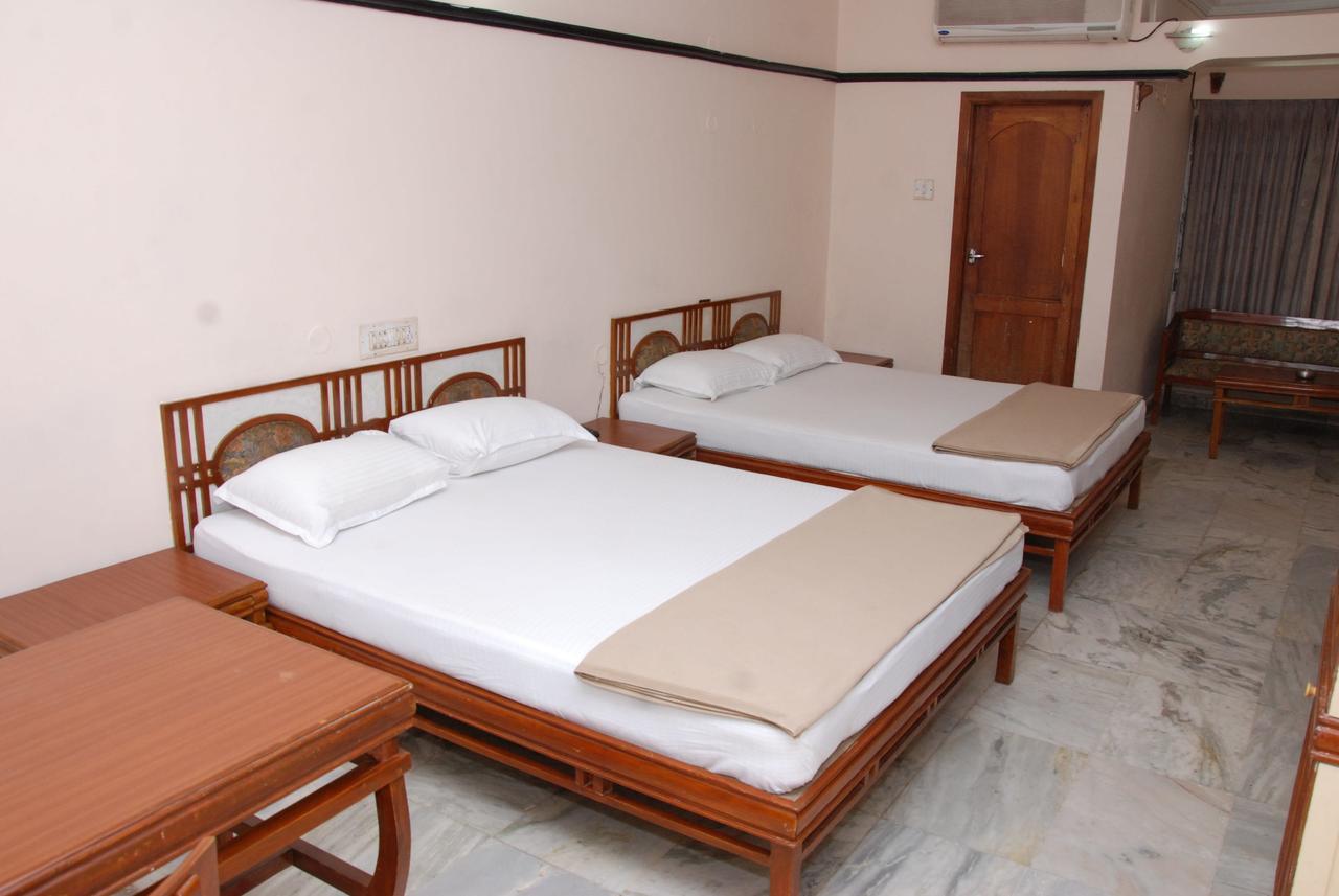 Amogha International Hotel Chitradurga Εξωτερικό φωτογραφία